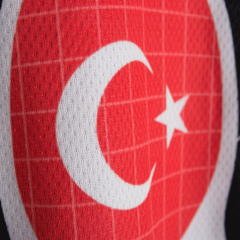 Maske Kılıç  Bayrak - Siyah Baskılı T-Shirt M